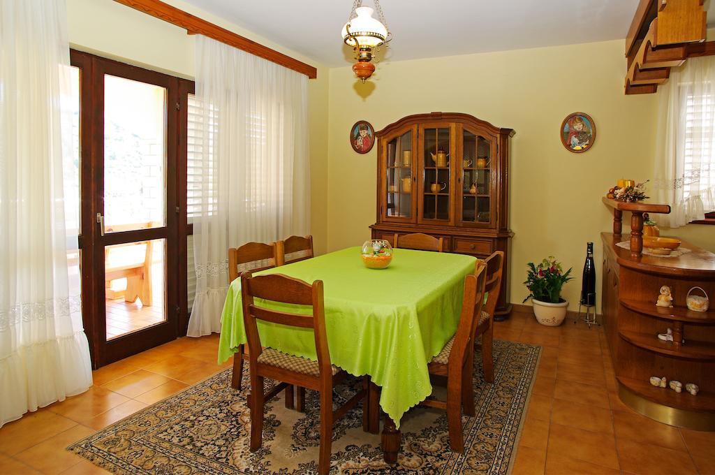 Apartments Julija Vela Luka Zimmer foto